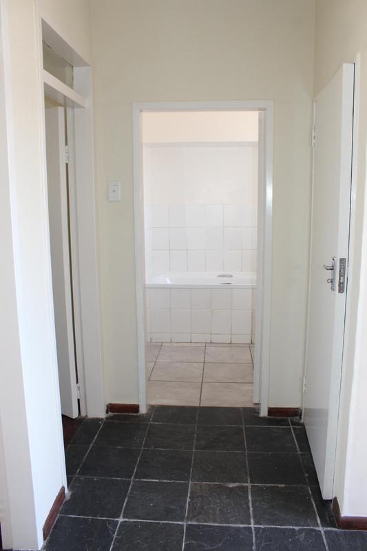 1 Bedroom Property for Sale in Avondale Western Cape